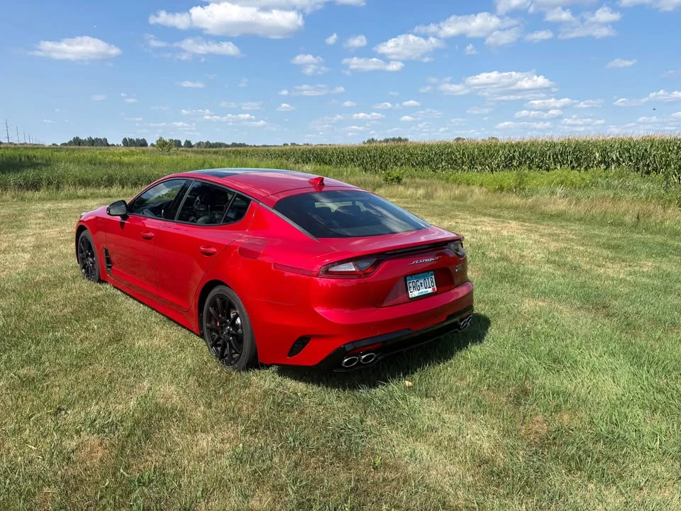 2018 Kia Stinger - Image 3 of 18