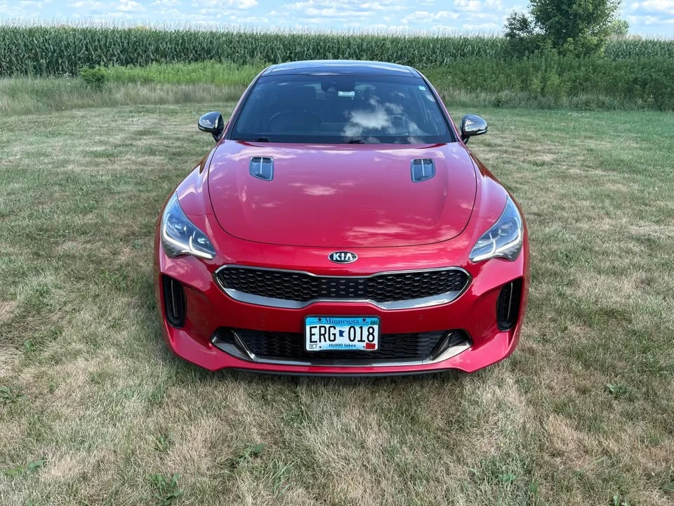 2018 Kia Stinger - Image 17 of 18