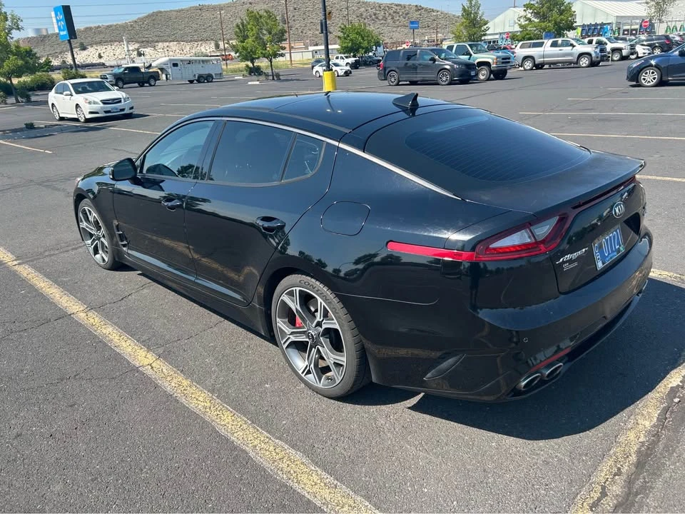 2018 Kia Stinger GT - Image 6 of 9