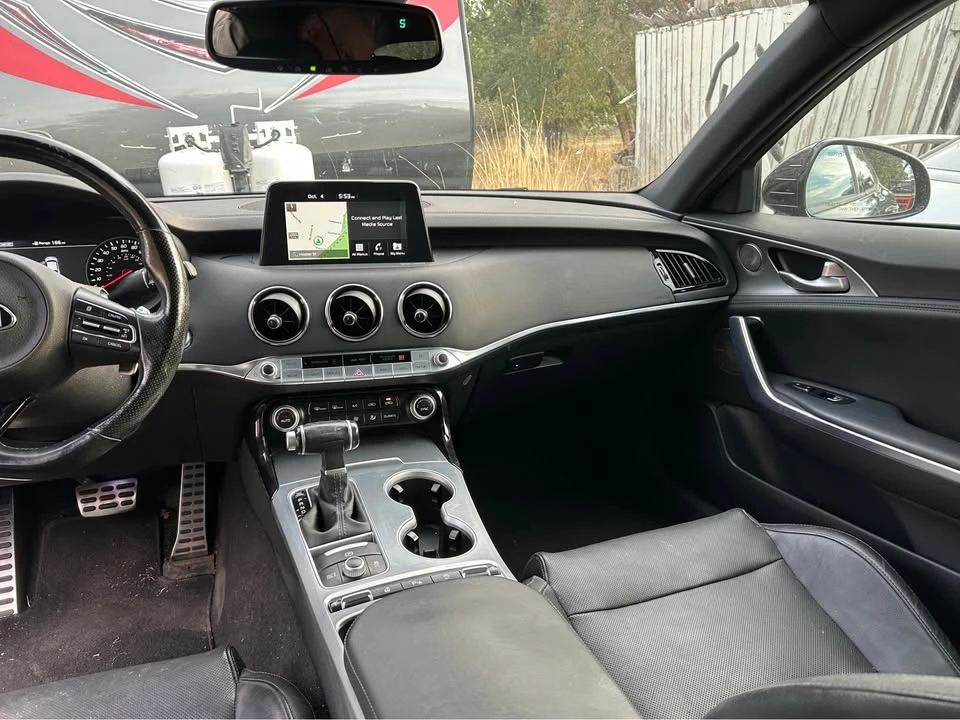 2018 Kia Stinger GT - Image 8 of 9
