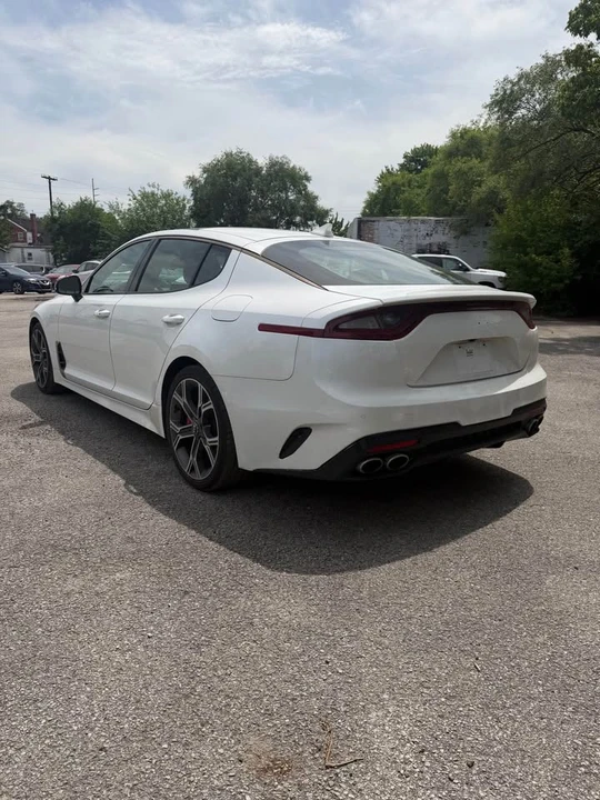 2018 Kia Stinger - Image 3 of 12