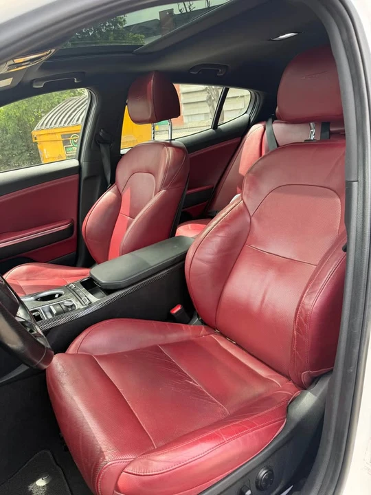 2018 Kia Stinger - Image 6 of 12