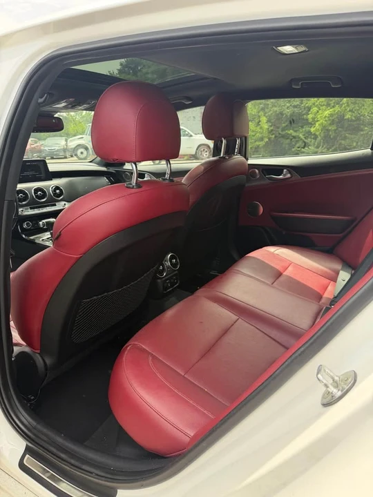 2018 Kia Stinger - Image 7 of 12