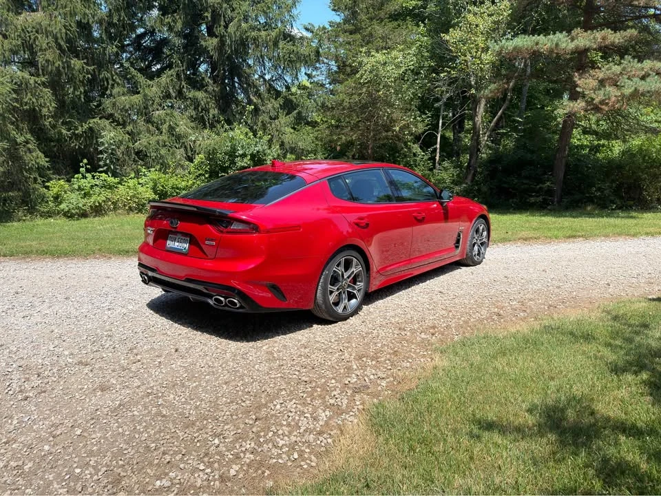 2018 Kia Stinger - Image 2 of 10