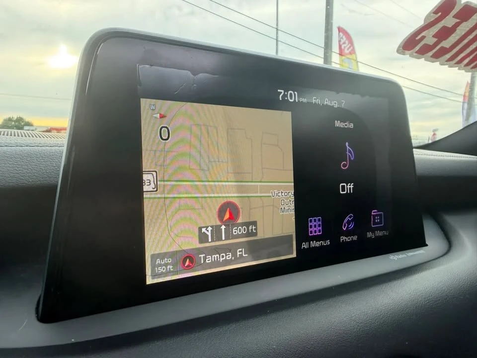 2018 Kia Stinger - Image 18 of 20