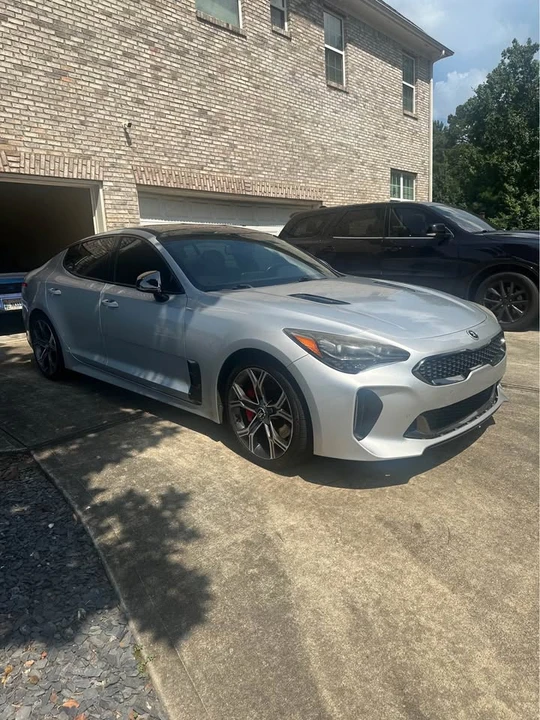 2018 Kia Stinger - Image 2 of 7
