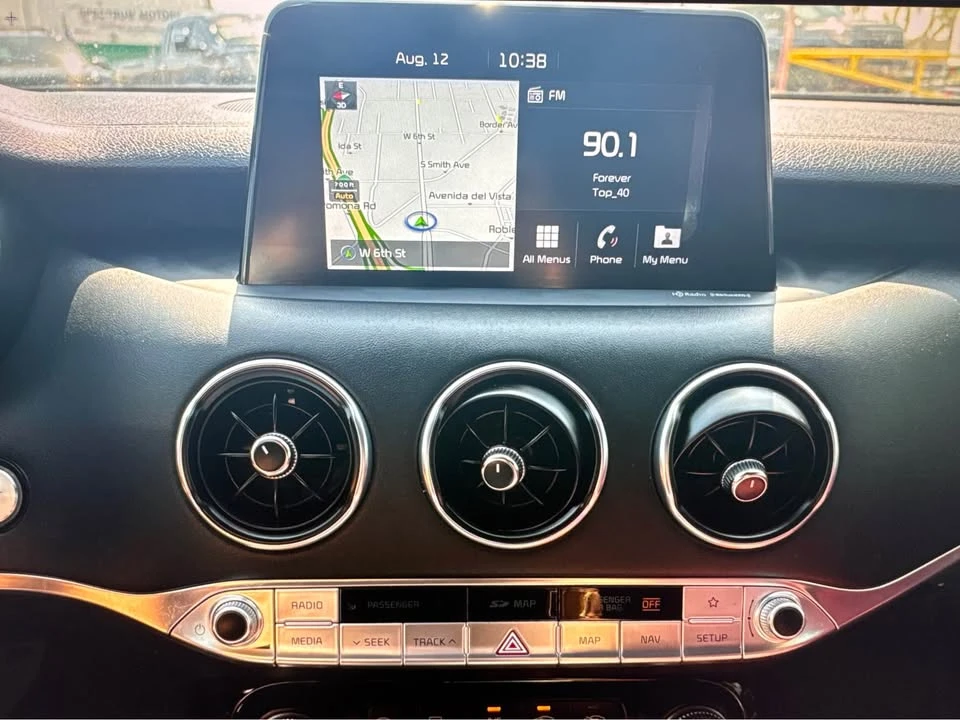 2018 Kia Stinger - Image 10 of 10
