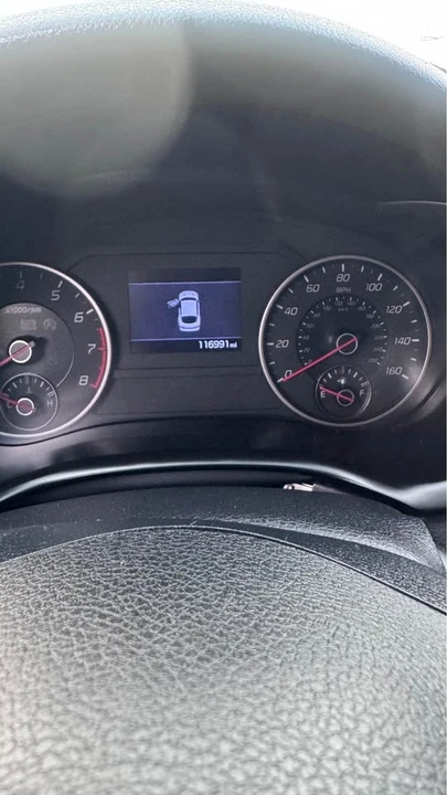 2018 Kia Stinger - Image 5 of 8