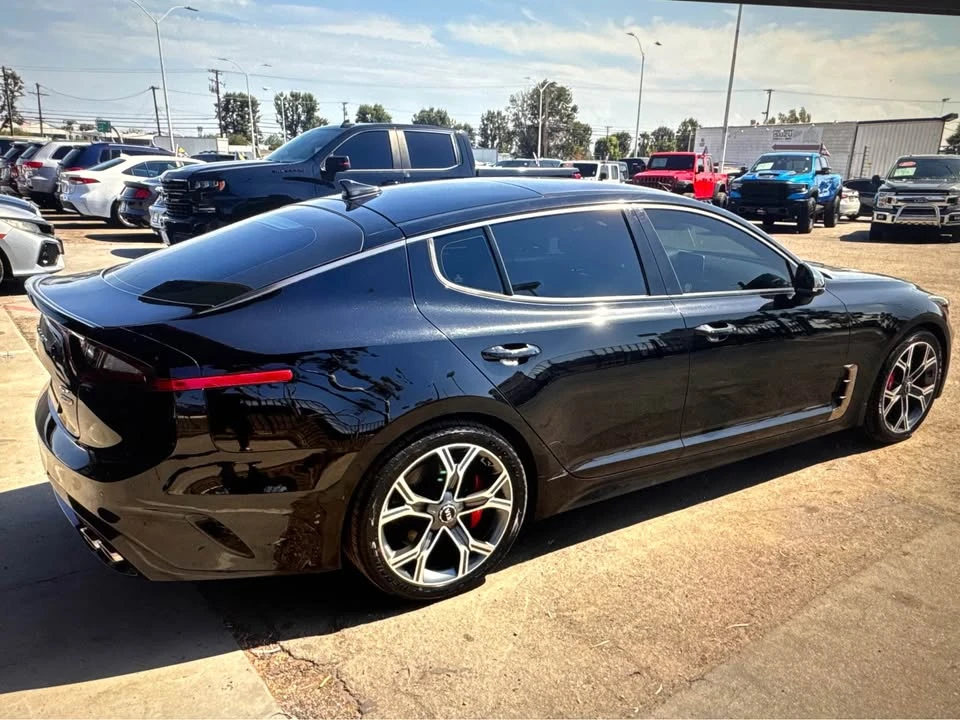 2018 Kia Stinger - Image 3 of 10
