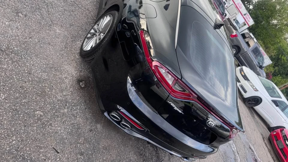 2018 Kia Stinger - Image 3 of 8