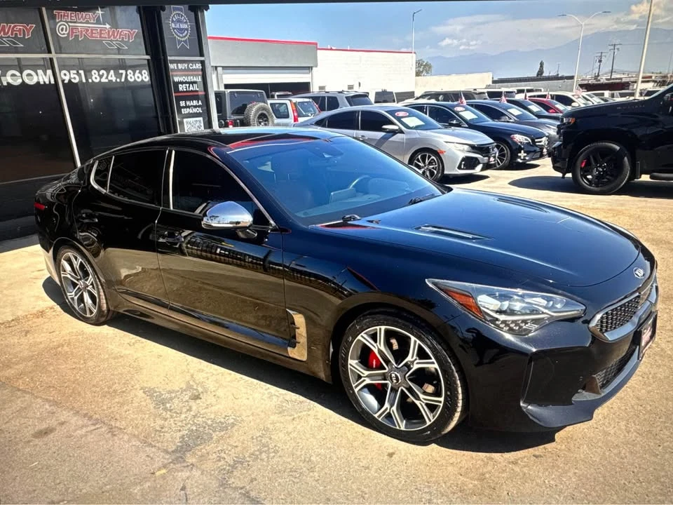 2018 Kia Stinger - Image 2 of 10