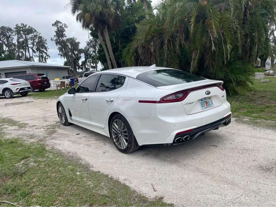 2018 Kia Stinger - Image 7 of 19