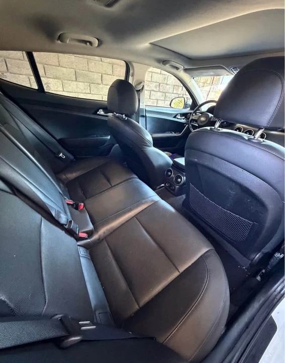 2018 Kia Stinger - Image 4 of 8