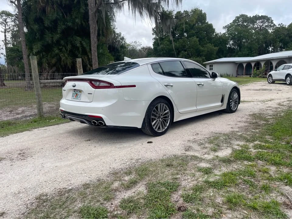 2018 Kia Stinger - Image 5 of 19