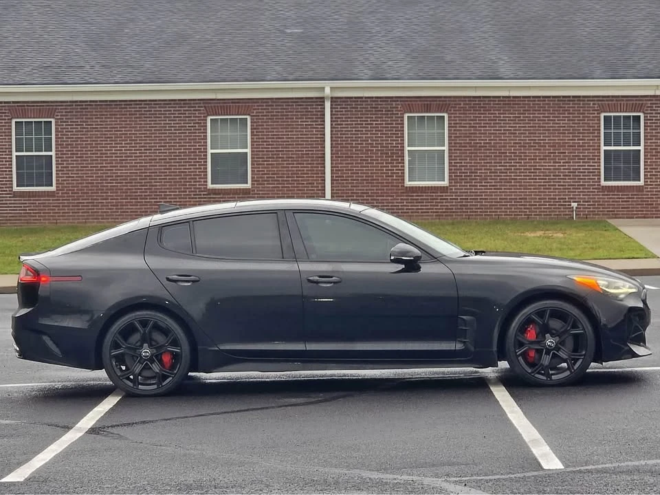 2018 Kia Stinger - Image 7 of 18