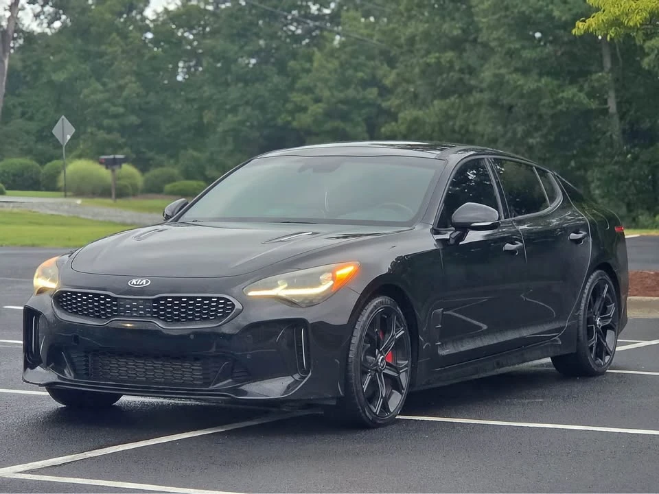 2018 Kia Stinger - Image 2 of 18