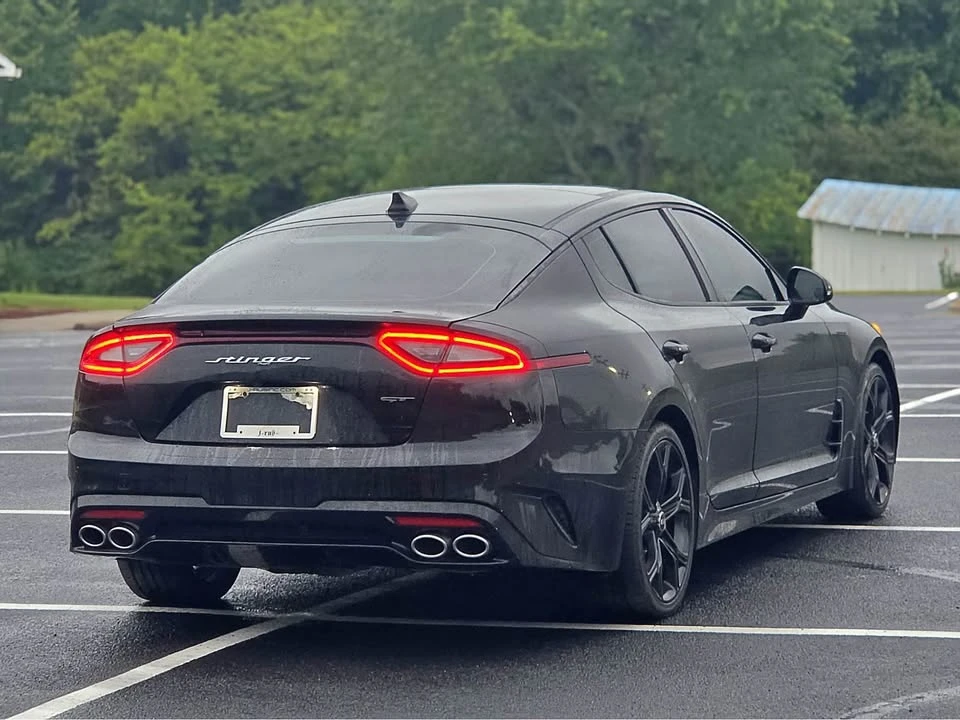 2018 Kia Stinger - Image 10 of 18