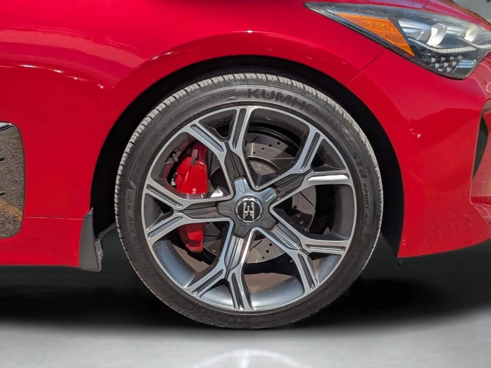 2018 Kia Stinger - Image 2 of 19