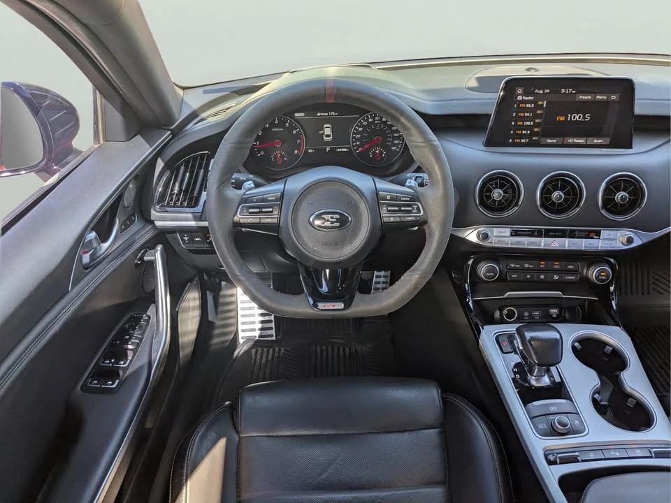 2018 Kia Stinger - Image 15 of 19