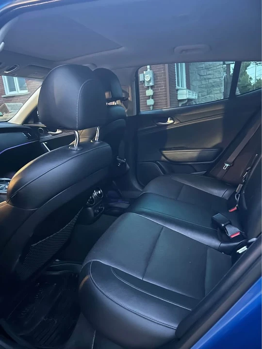 2018 Kia Stinger - Image 6 of 16