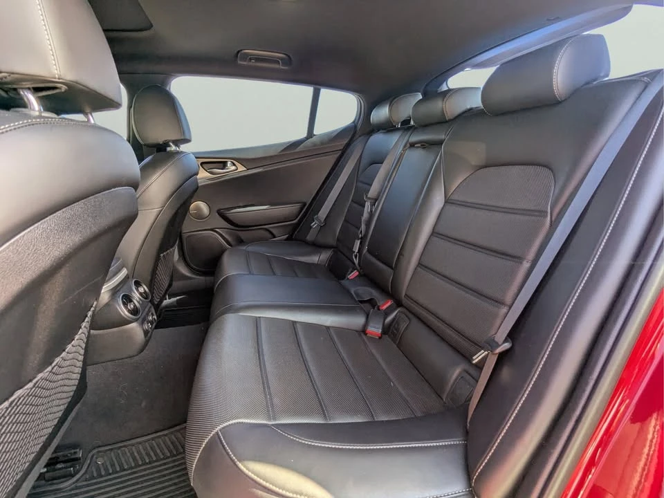 2018 Kia Stinger - Image 19 of 19