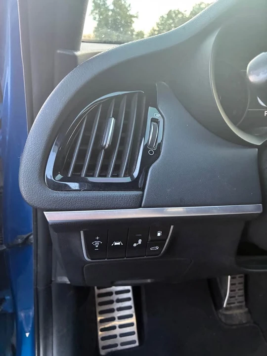 2018 Kia Stinger - Image 14 of 20