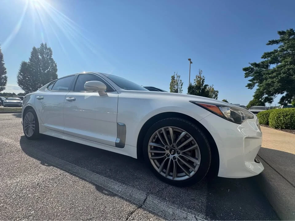 2018 Kia Stinger - Image 8 of 10