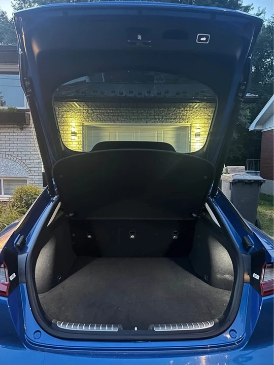 2018 Kia Stinger - Image 9 of 16