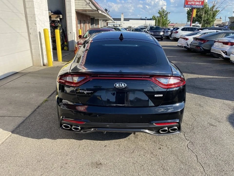 2018 Kia Stinger - Image 7 of 19