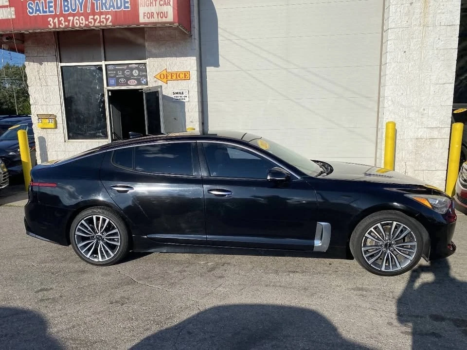 2018 Kia Stinger - Image 5 of 19