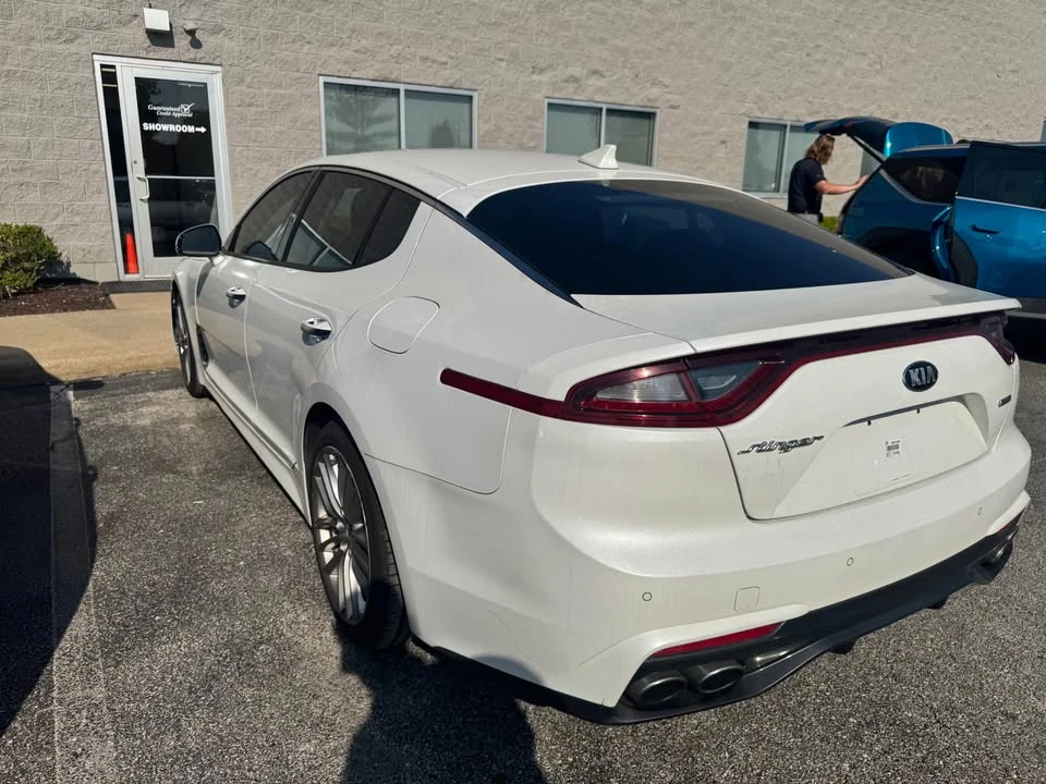 2018 Kia Stinger - Image 5 of 9