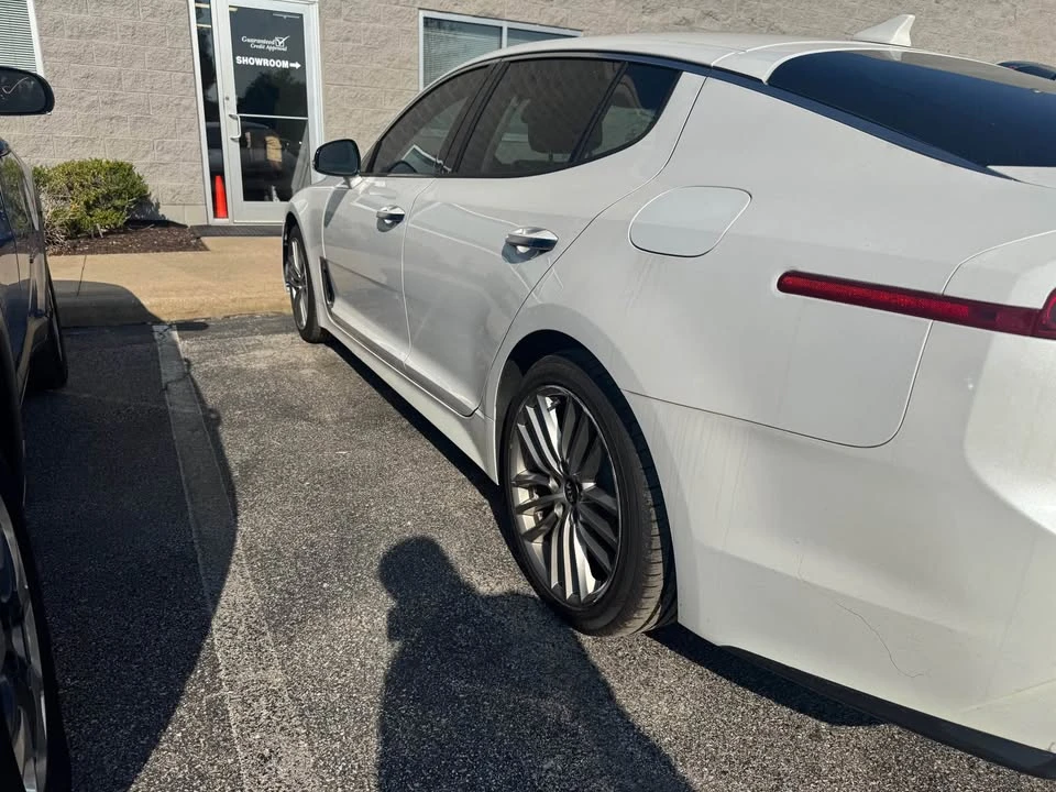 2018 Kia Stinger - Image 6 of 9