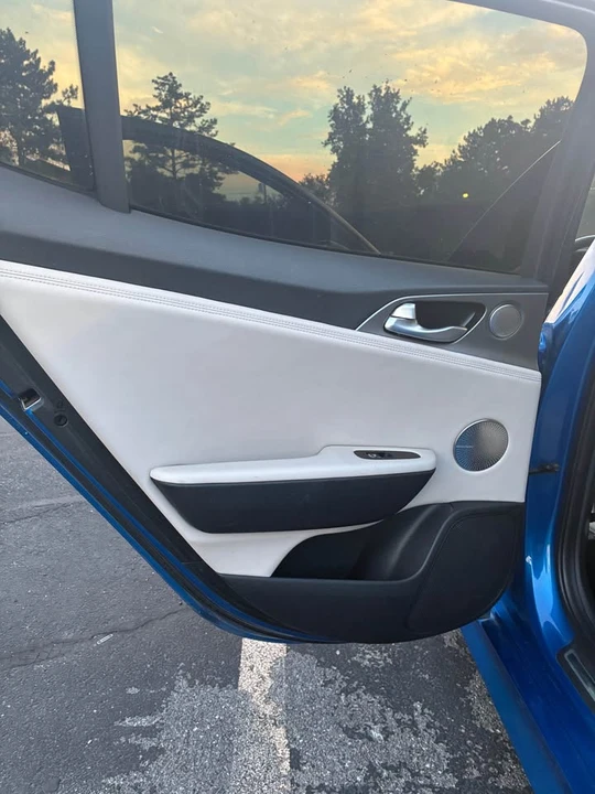 2018 Kia Stinger - Image 18 of 20
