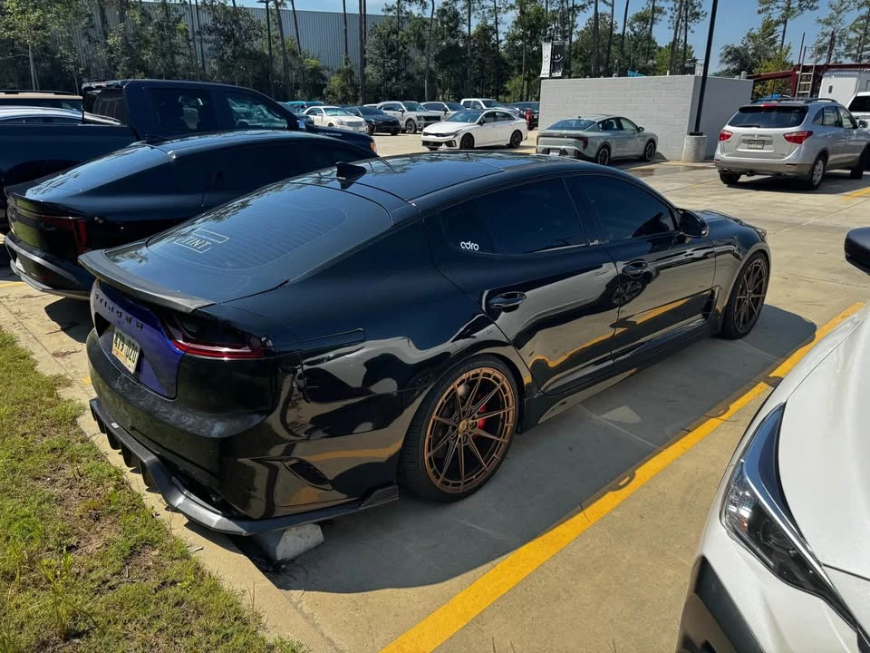 2018 Kia Stinger - Image 10 of 11