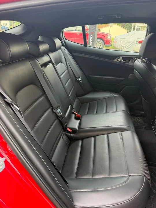 2018 Kia Stinger - Image 11 of 12