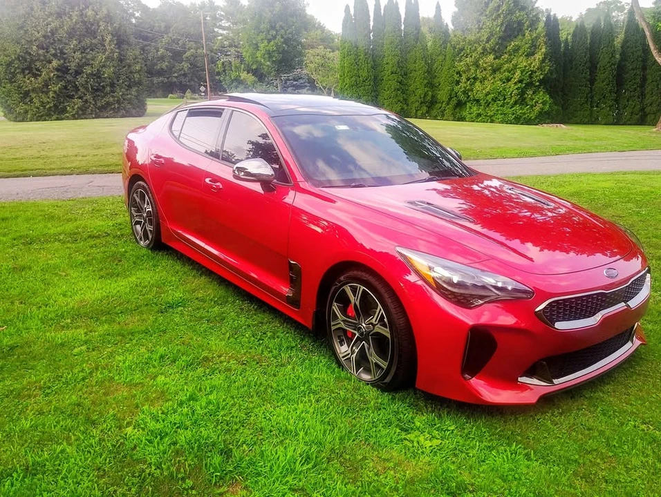 2018 Kia Stinger - Image 2 of 9
