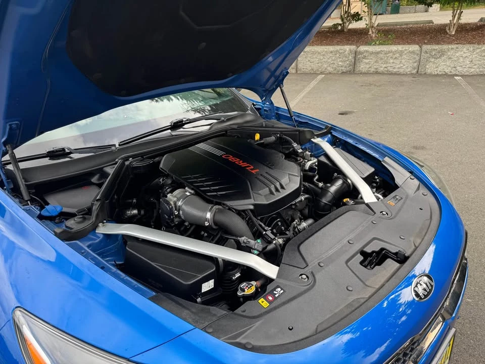 2018 Kia Stinger - Image 15 of 20