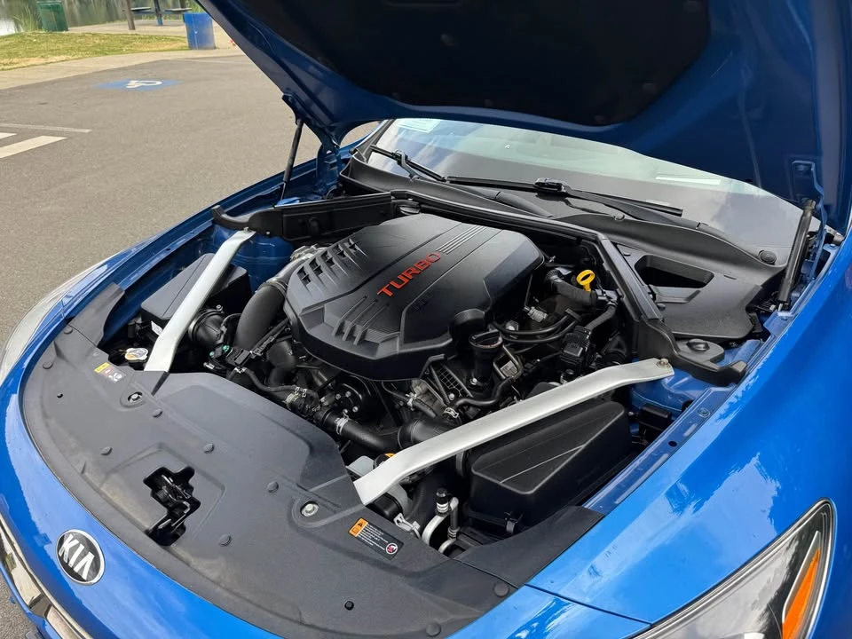 2018 Kia Stinger - Image 14 of 20