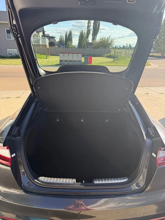 2018 Kia Stinger - Image 8 of 8