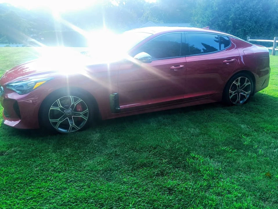 2018 Kia Stinger - Image 4 of 9