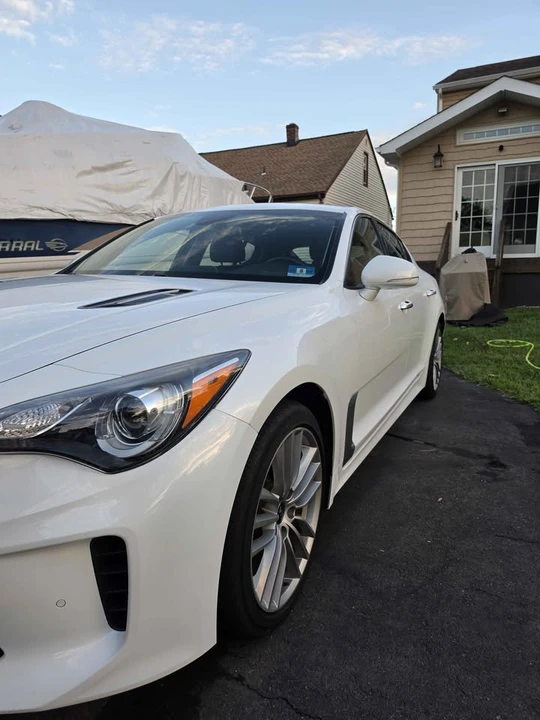 2018 Kia Stinger - Image 6 of 13