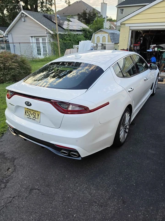 2018 Kia Stinger - Image 7 of 13