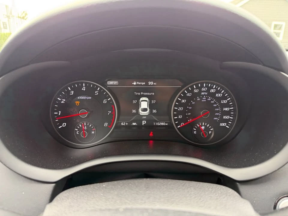 2018 Kia Stinger - Image 13 of 18