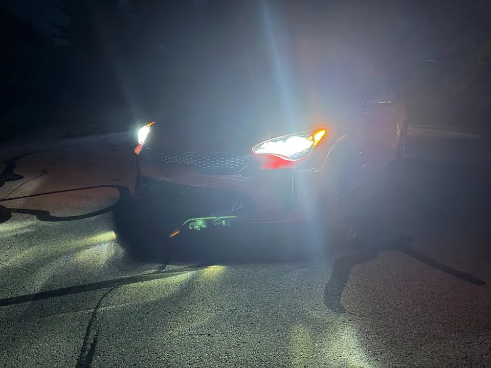 2018 Kia Stinger - Image 3 of 12