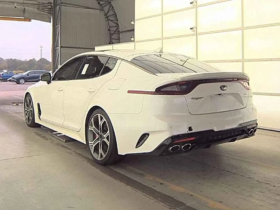 2018 Kia Stinger - Image 3 of 5