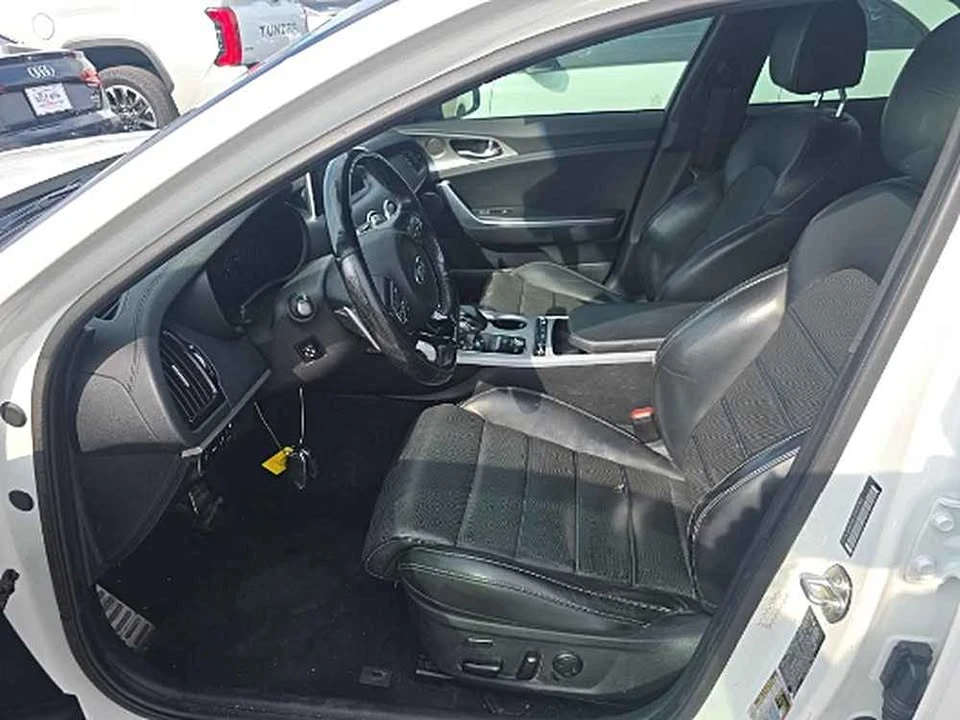 2018 Kia Stinger - Image 6 of 8