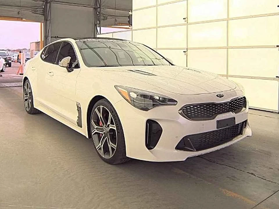 2018 Kia Stinger - Image 3 of 8