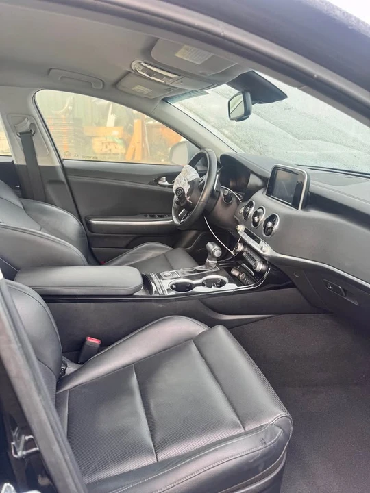 2018 Kia Stinger - Image 5 of 5