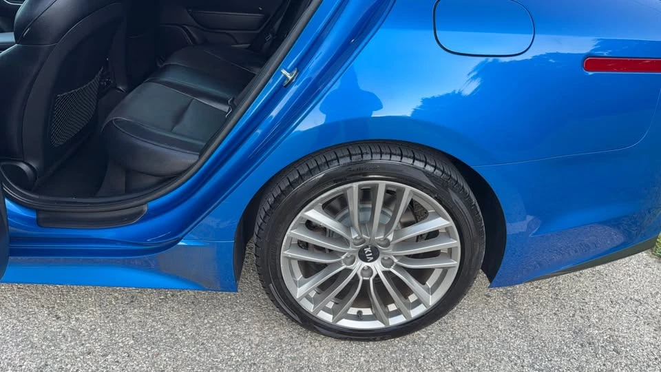 2018 Kia Stinger - Image 10 of 20
