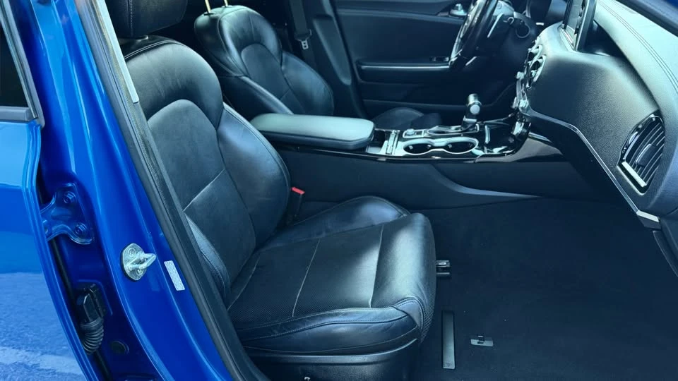 2018 Kia Stinger - Image 15 of 20